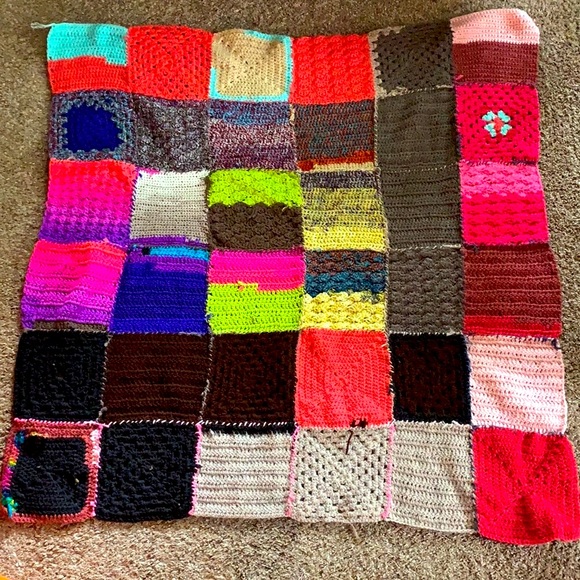 Handmade Quilt | Colorful Boho Blanket Baby Quilt Crochet Block Table Liner Mat - Picture 10 of 11